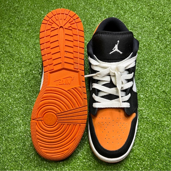 Air Jordan 1 Low GS “Shattered Backboard” - Picture 2 of 4